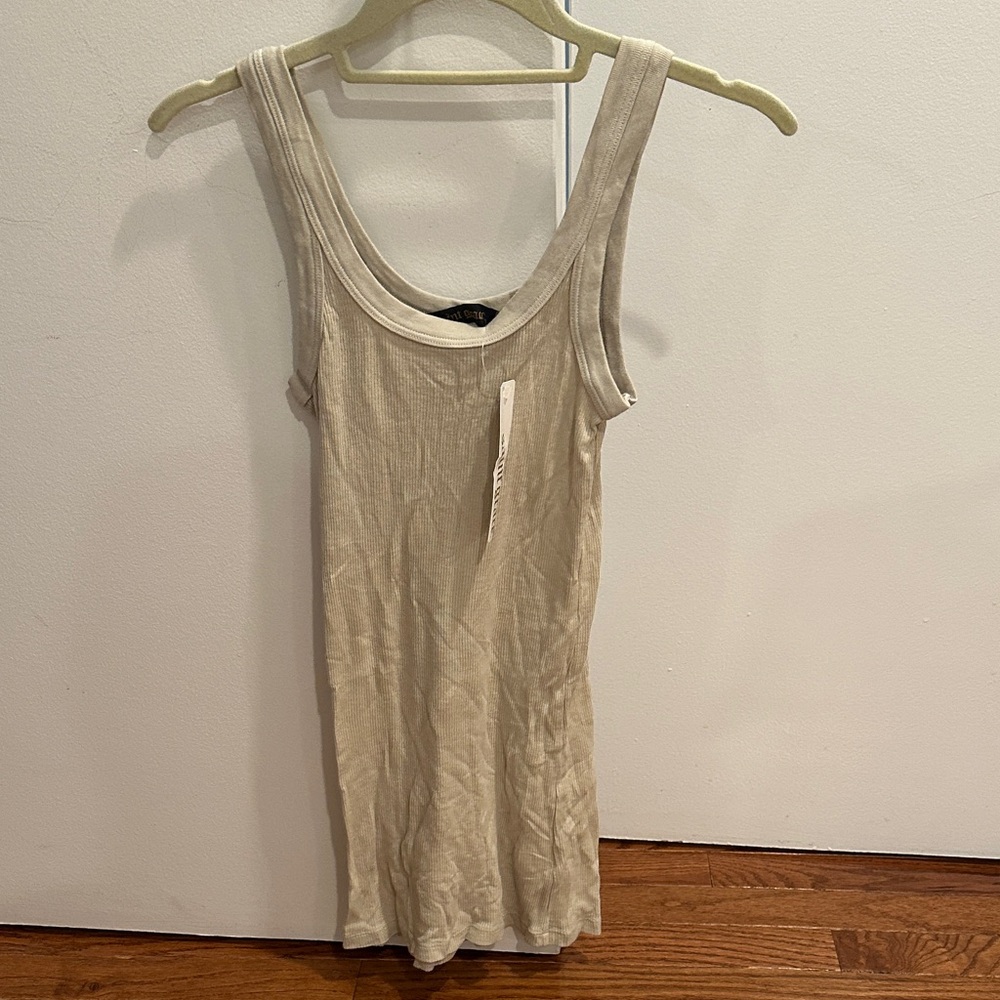 NWT Saint Grace Women's ribbed long Cream Tank Top